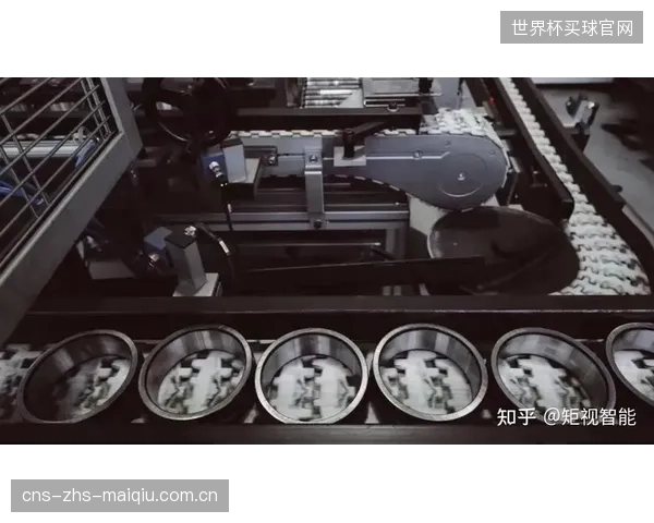 2028年前，结合AI分析球员挥棒数据和3D扫描手型，生成具备个性化摩擦系数区域的定制手套将从概念走向赛场